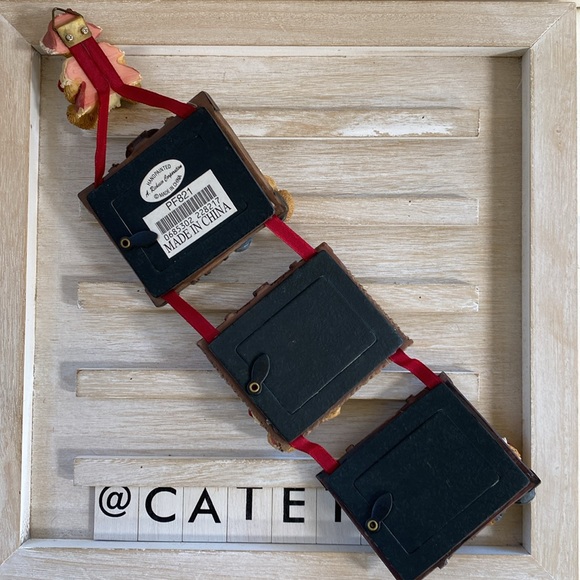 A. Richesco Hanging Frame 🧸 - Picture 3 of 8